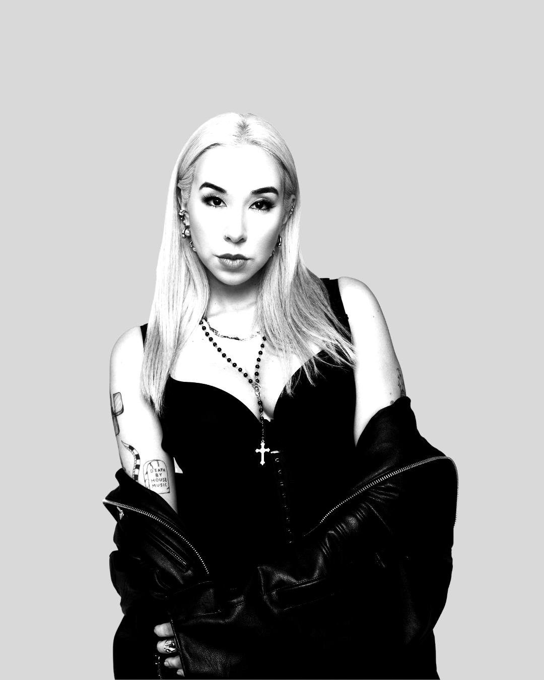 Untitled-design-13-blackwhite